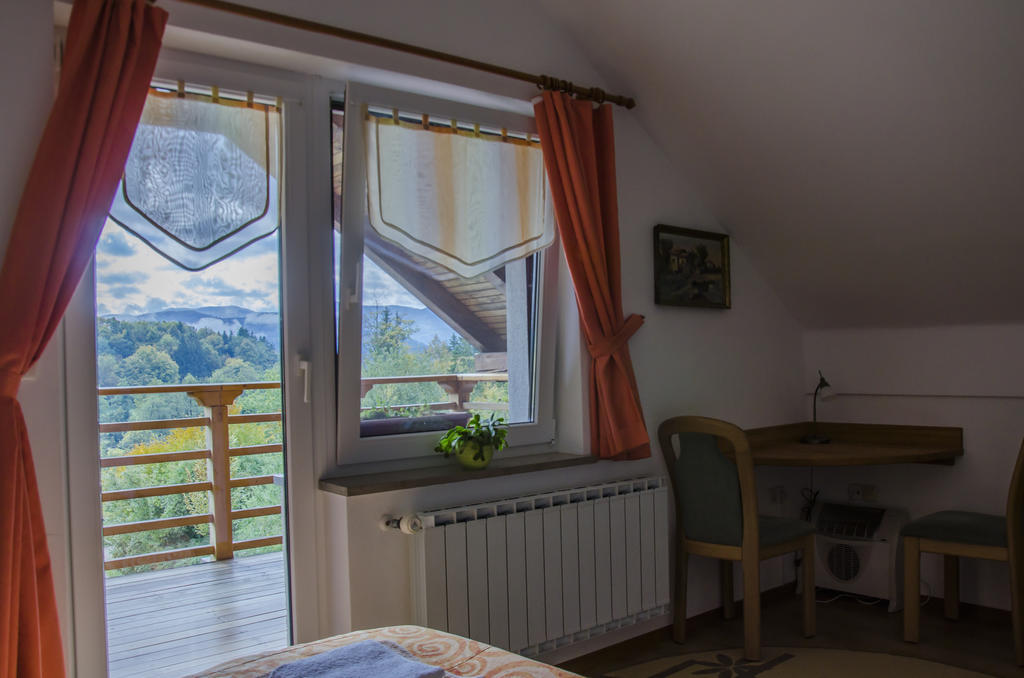 Miskar Rooms Церкница Стая снимка