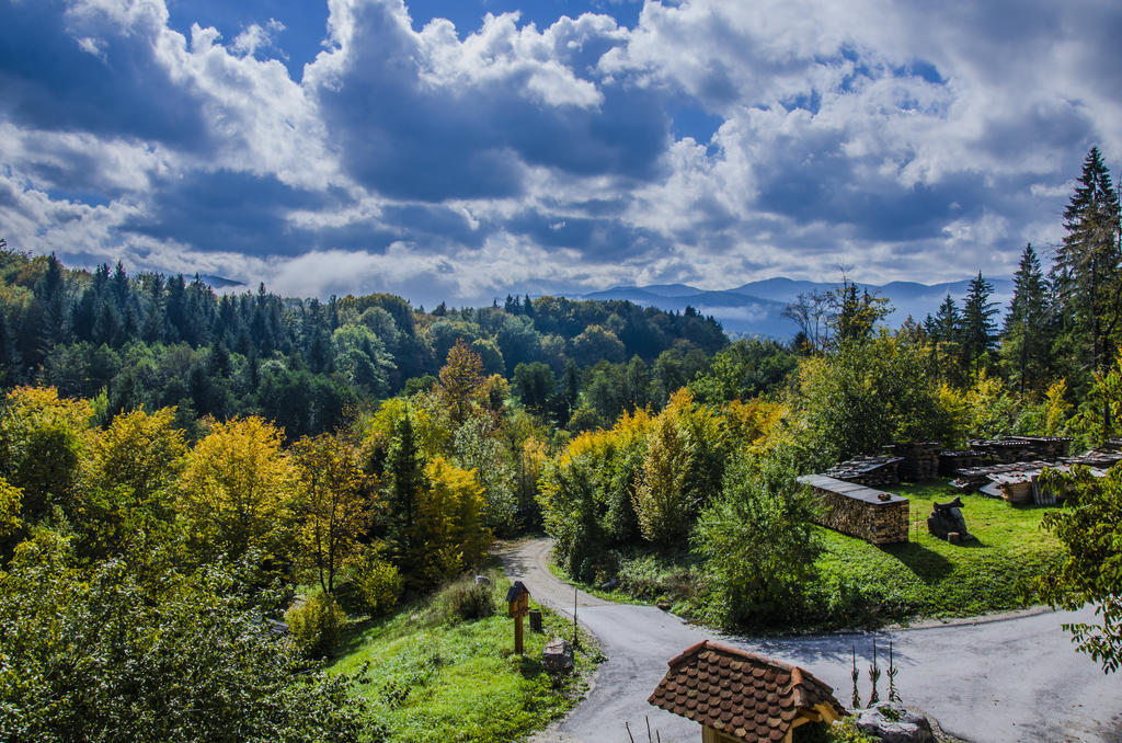Miskar Rooms Церкница Екстериор снимка