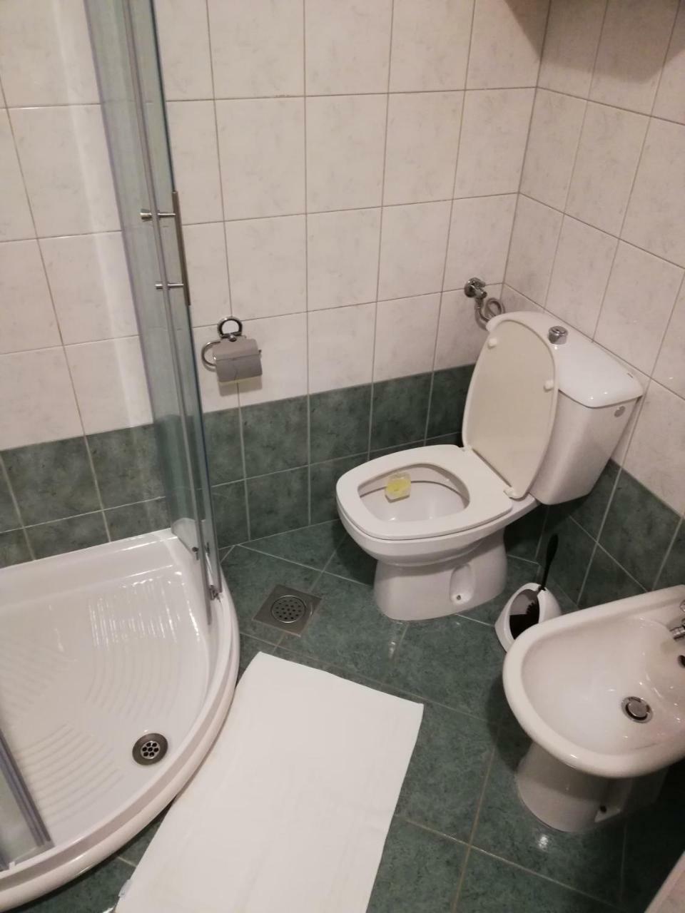 Miskar Rooms Церкница Екстериор снимка